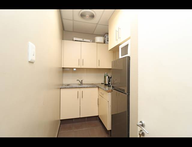 304M² OFFICE FOR SALE IN MELROSE ARCH